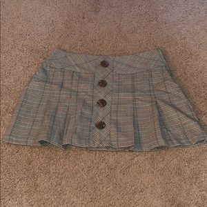 Size 14 (girls) pleated skirt
